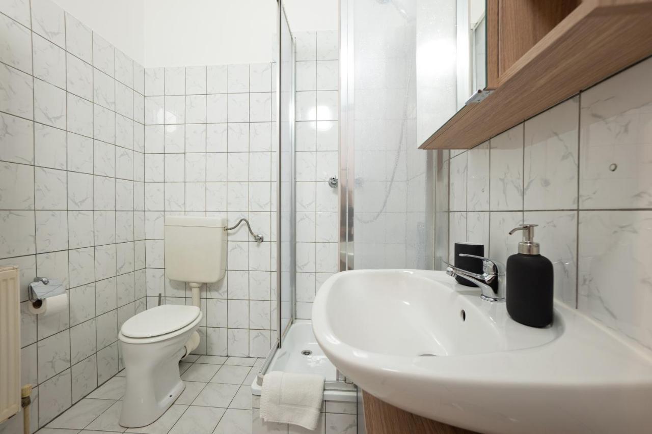 Lovely 1-Bedroom Apartment Next To Praterstern Vídeň Exteriér fotografie