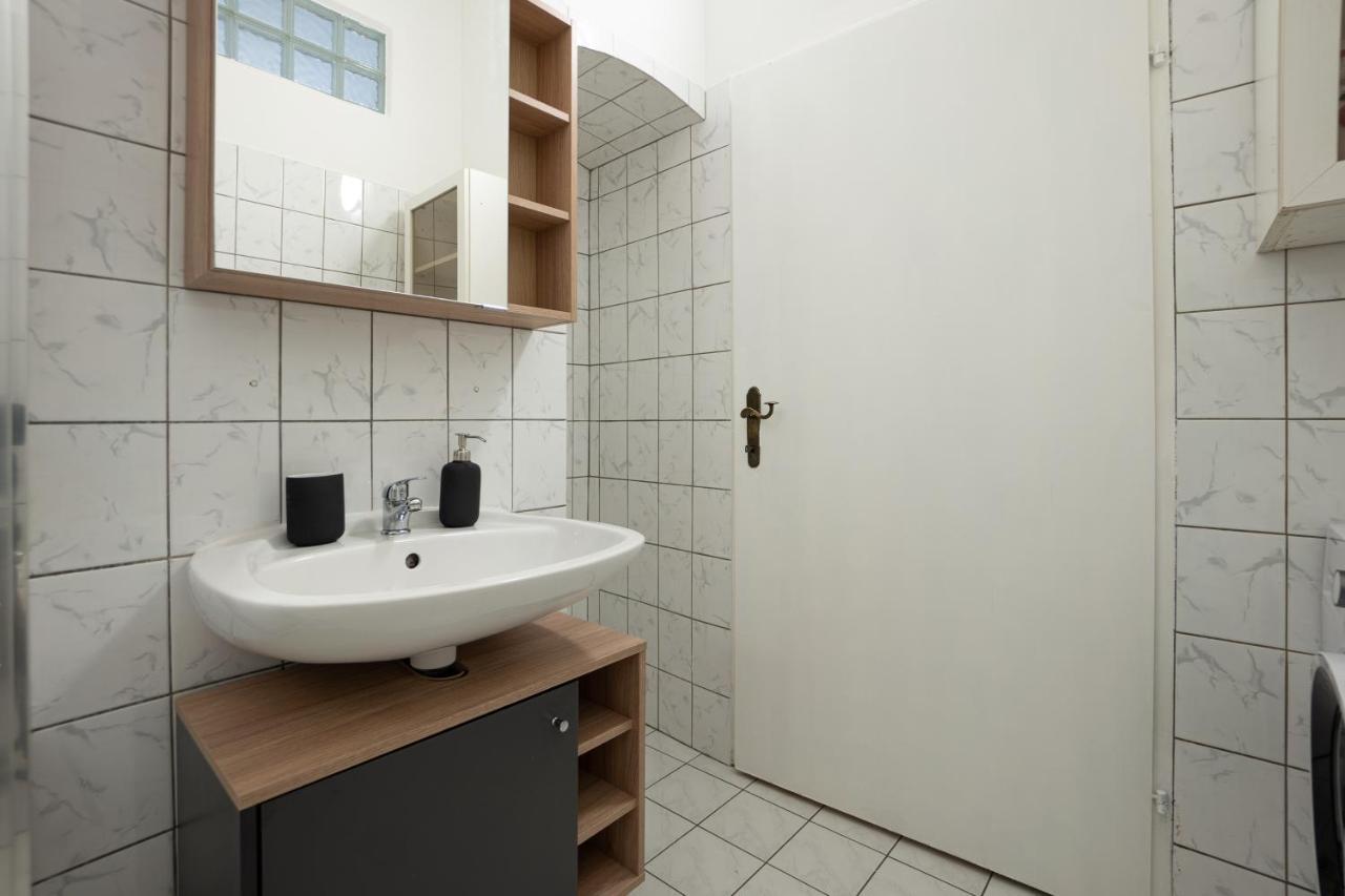 Lovely 1-Bedroom Apartment Next To Praterstern Vídeň Exteriér fotografie